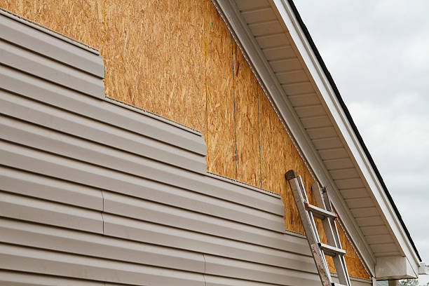 24/7 Emergency Vinyl Siding experts in Churchville, NY